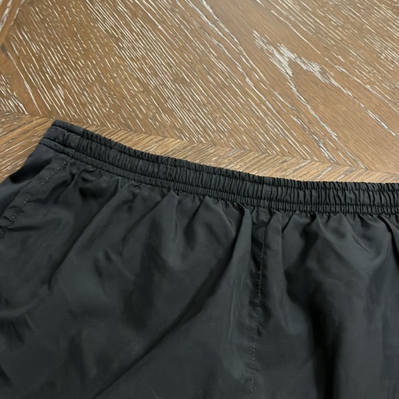 Nike tempo DRI-fit black running shorts - Picture 10 of 17